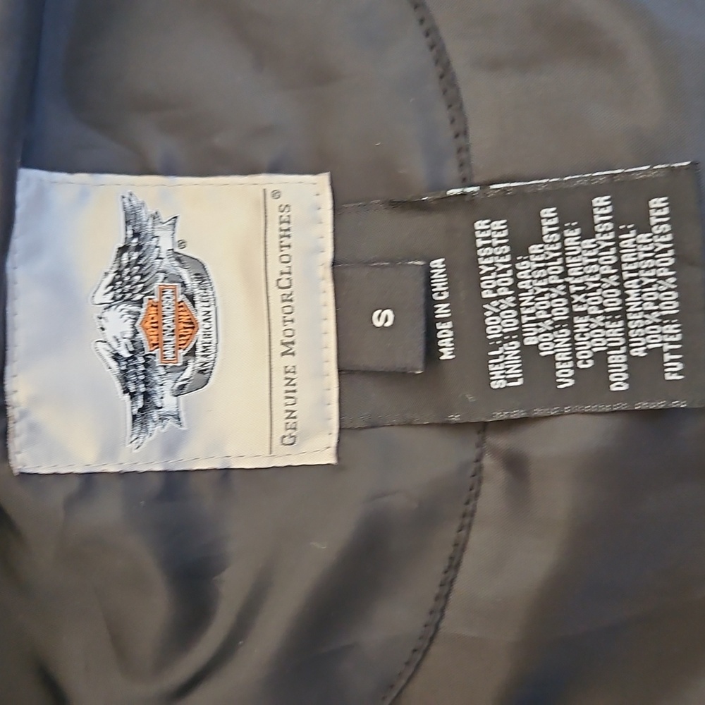 Harley Davidson Women's Black Quilted Vest - Picture 9 of 10